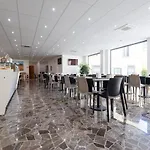 Hotel Auditorium 3*