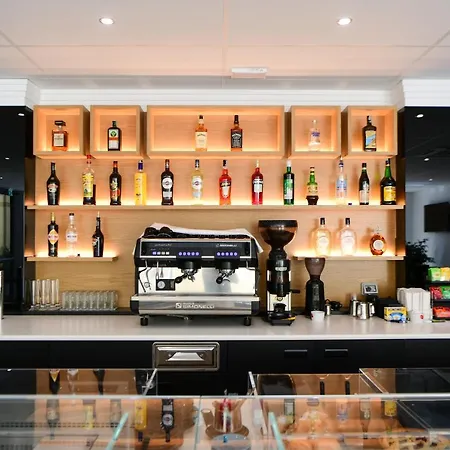 Auditorium Hotel 3*