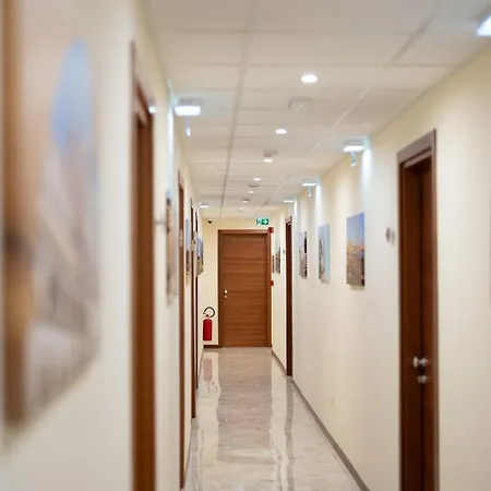 Готель Auditorium 3*