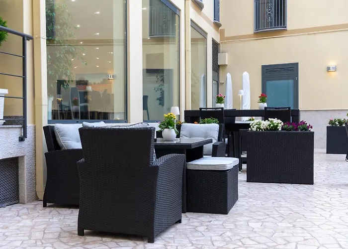 호텔 Auditorium 3*